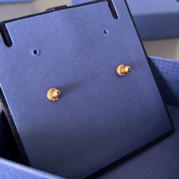 Swarovski stud earrings - Picture 6 of 6